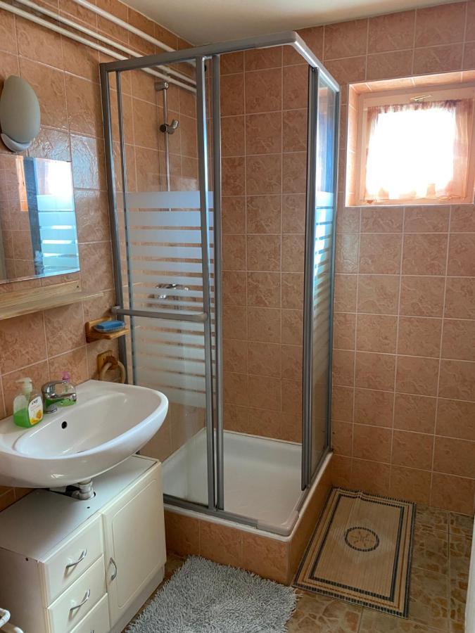 Tóparti Vendégház - Lipót, Magyarország Esterno foto
